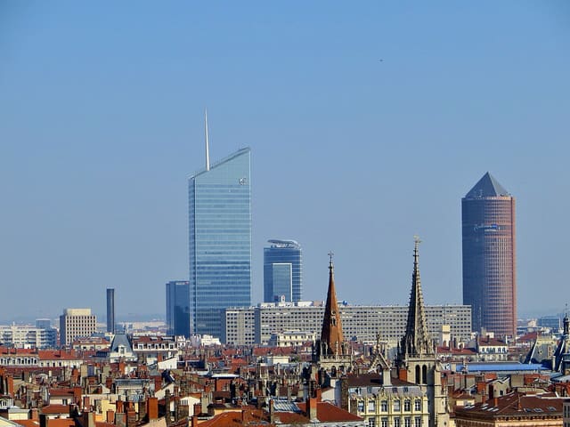Vue on the Central Business District of Lyon, called "La Part-Dieu" and its Skyscrapers, from the west.