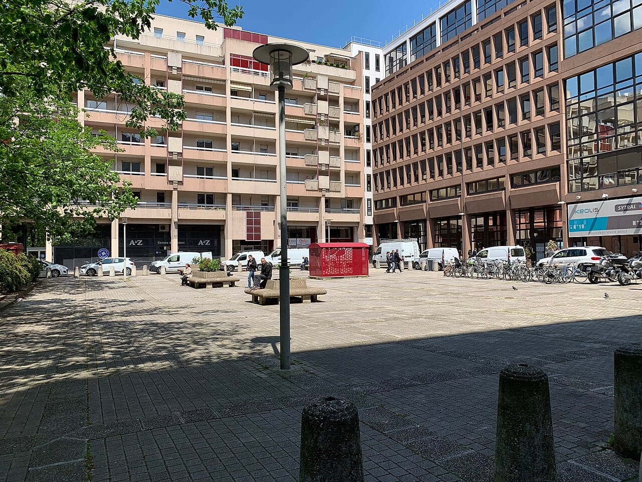 Place de Milan (Lyon), avril 2019.