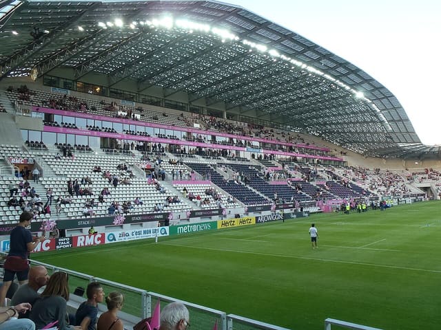 tribune présidentielle nouveau stade Jean Boin Paris