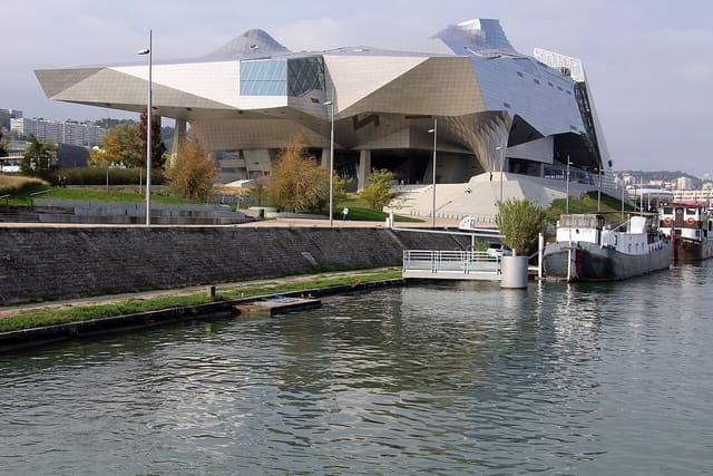 Musée des Confluences, centre sciences et anthropologie.