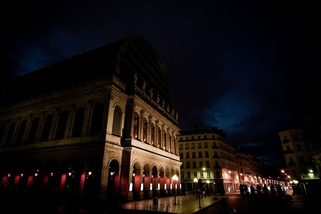 Opéra de Lyon à l'aube