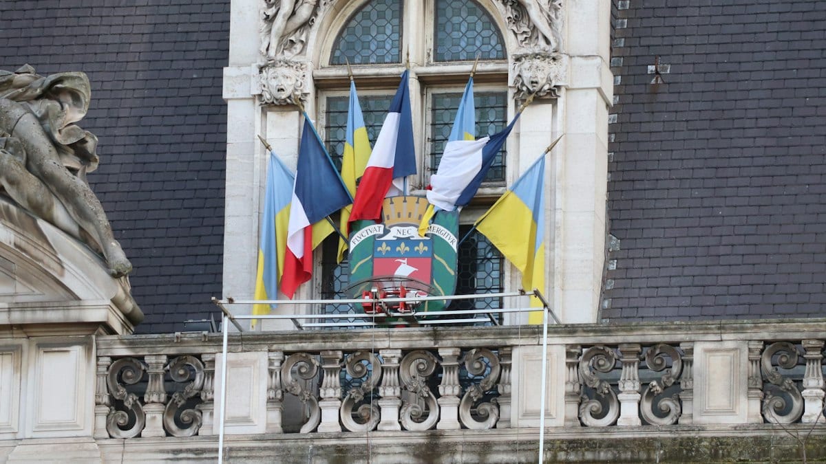 Flags of france and ukraine are displayed