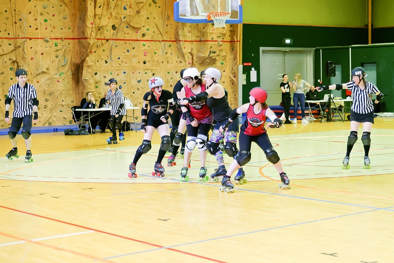 Championnat de France Roller Derby Nationale 2 Zone 5 Plateau 5. Rencontre The Velvet Owls - Roller Derby Dijon - Les Grrriottes Girrrls / Lyon Roller Derby au gymnase Jean-Marc Boivin (Dijon, Côte d'